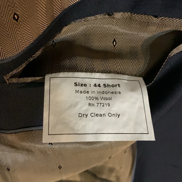 JOSEPH & FEISS Gold-men’s navy blue wool long sleeve triple-button suit jacket - Picture 10 of 11